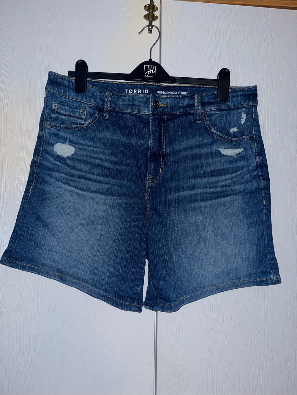 Torrid High Rise Perfect 5” Denim Shorts